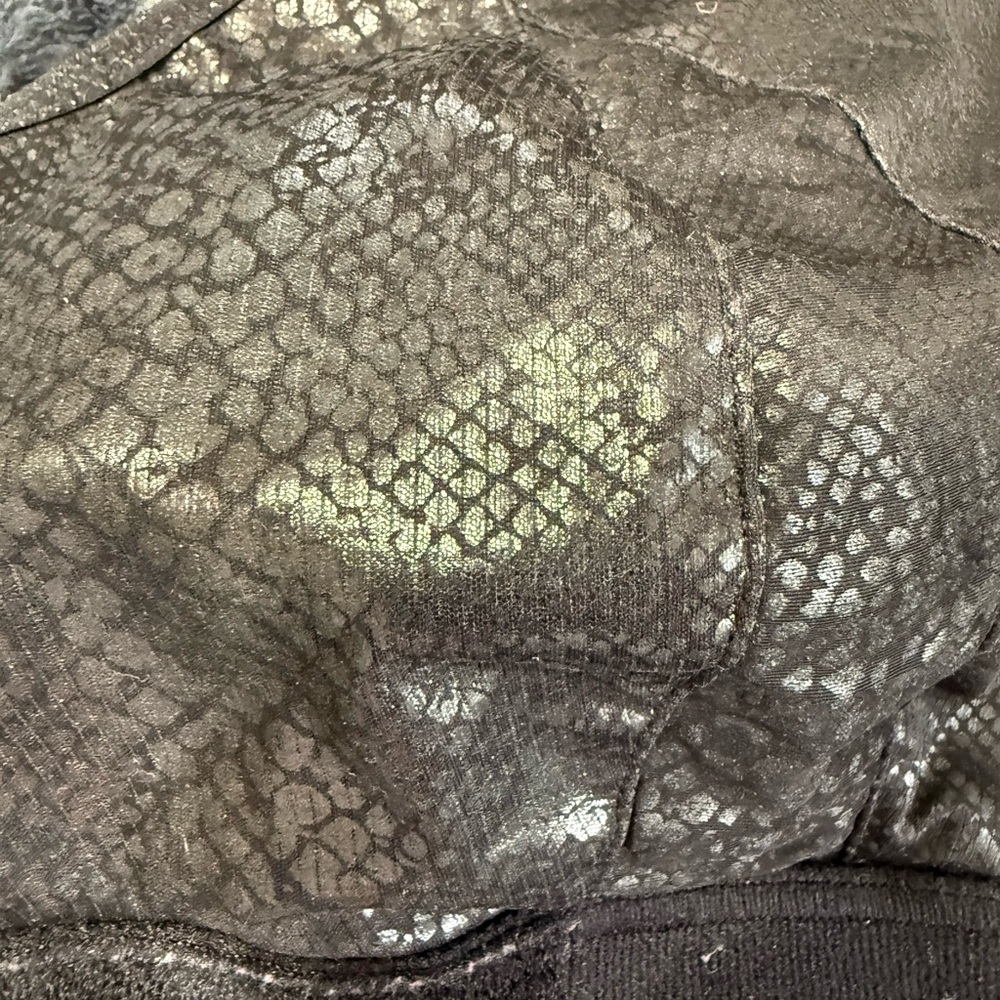 SHEFIT Black Snake Pattern Sports Bra - Picture 4 of 6
